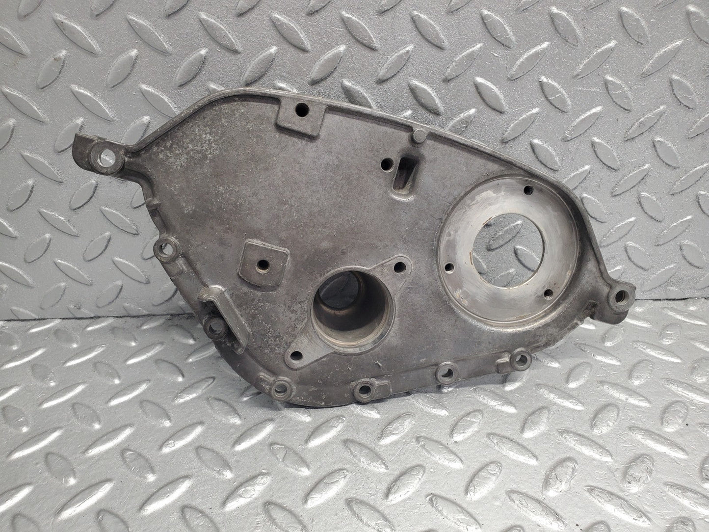 W124 Wagon cylinder head front cover used OEM