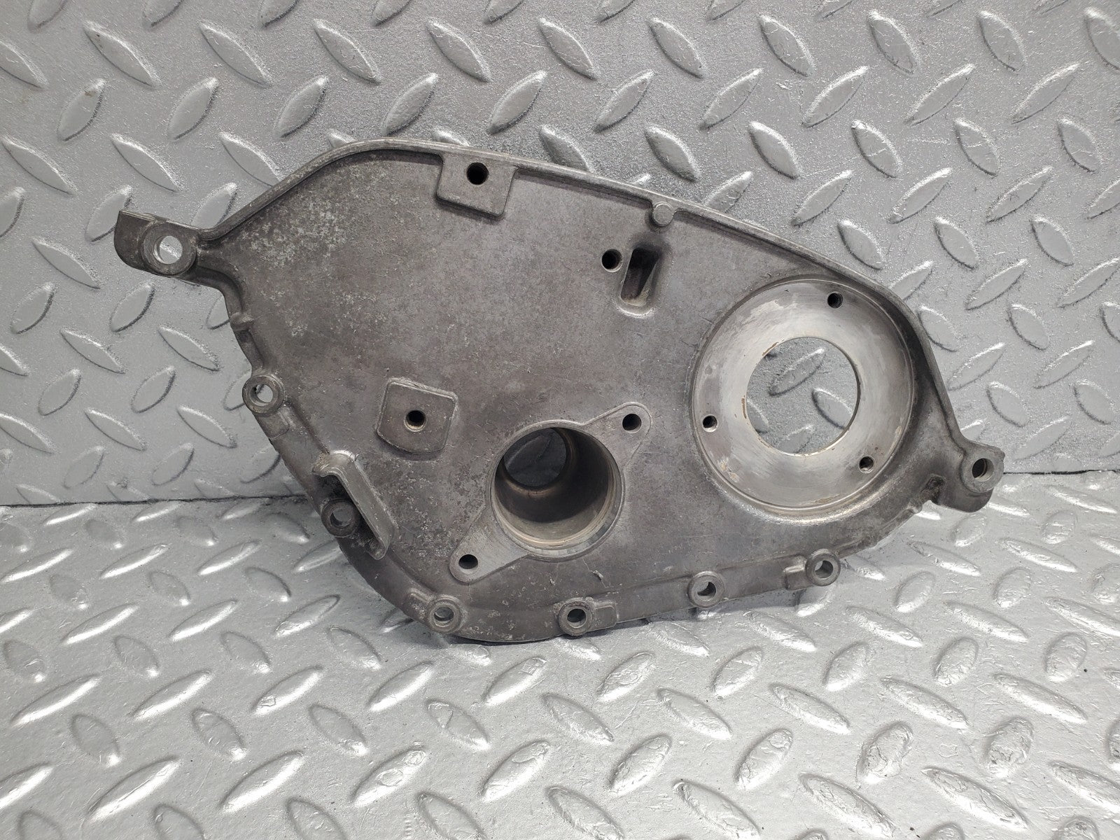 W124 Wagon cylinder head front cover used OEM