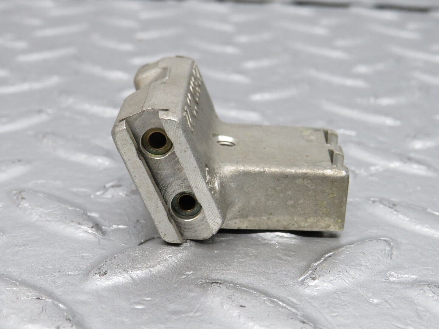 39798 Mercedes-Benz R129 320SL Coupe Soft Top Hydraulic Distributor 1298000022