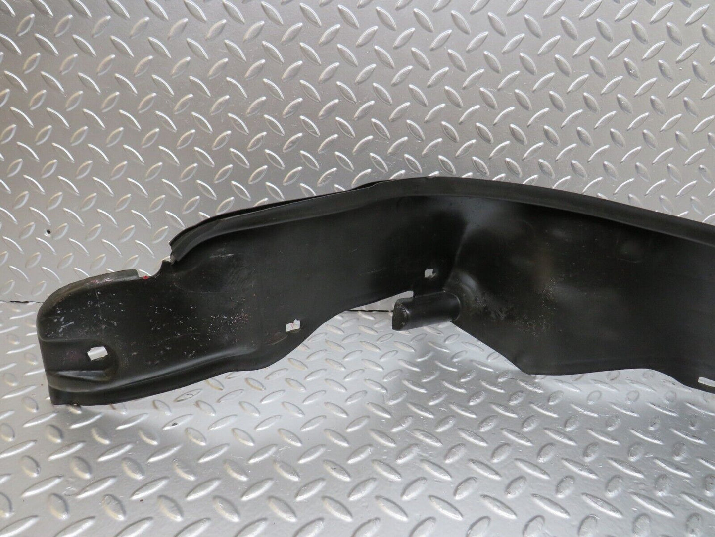 25496 Mercedes-Benz W123 200 Front Right Fender Splash Guard 1238840635