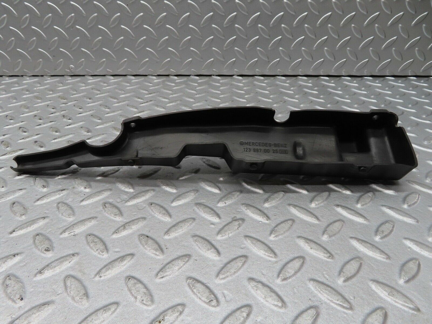 17020 Mercedes-Benz C123 280CE Coupe Bonnet Lock Catch Cover 1238870025