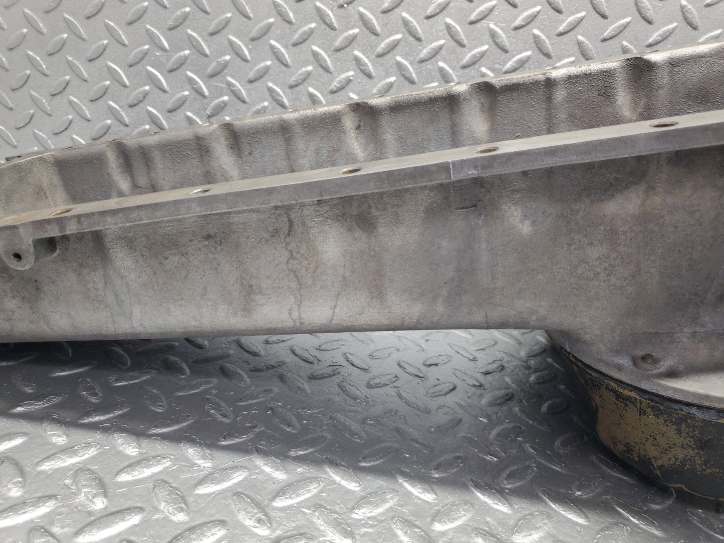 W112 oil pan oil sump used OEM