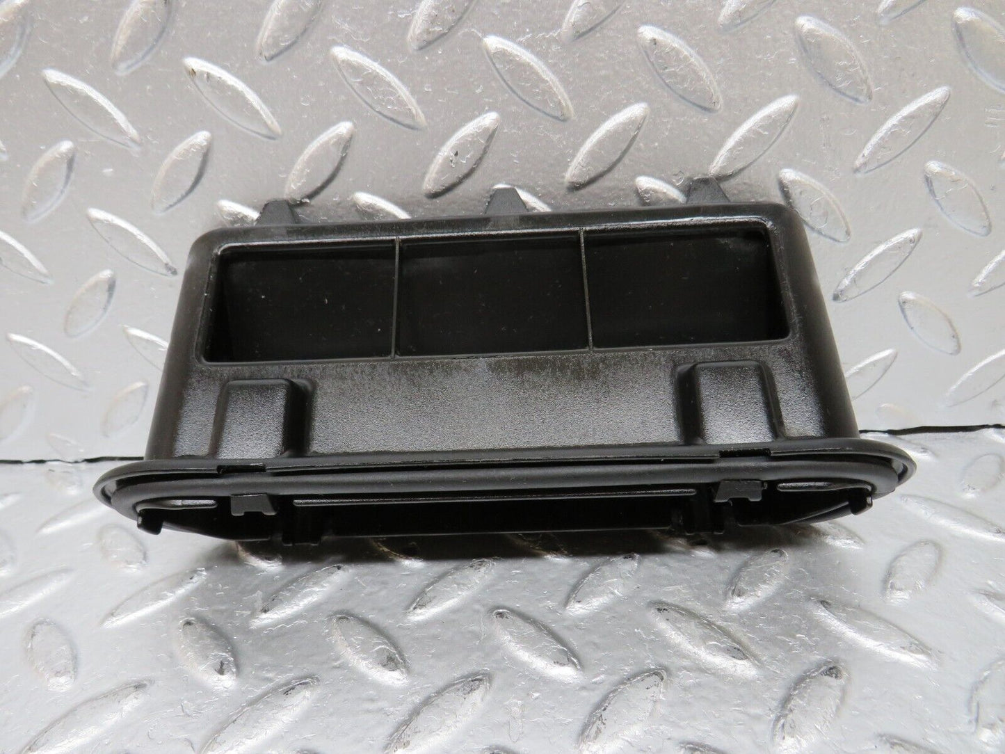 30622 Mercedes-Benz W201 190E 2.0L Trunk Breather Ventilation Valve 2018300242