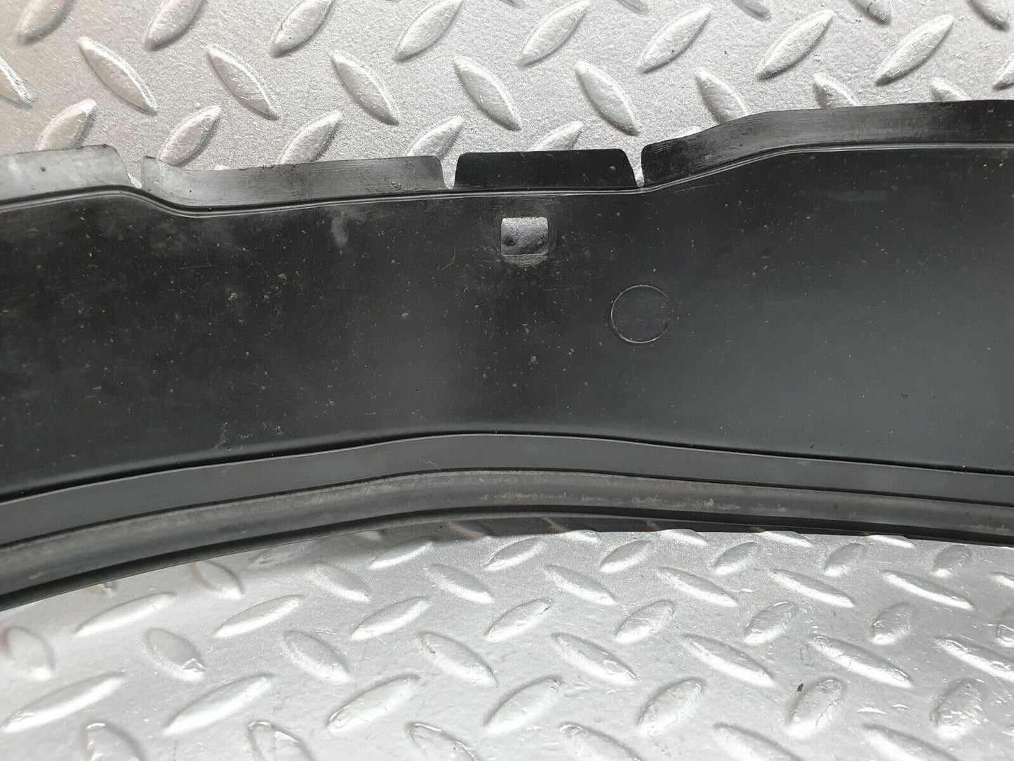 41930 Mercedes-Benz W202 C200 Front Right Inner Fender Wing Splash Guard 2026980230