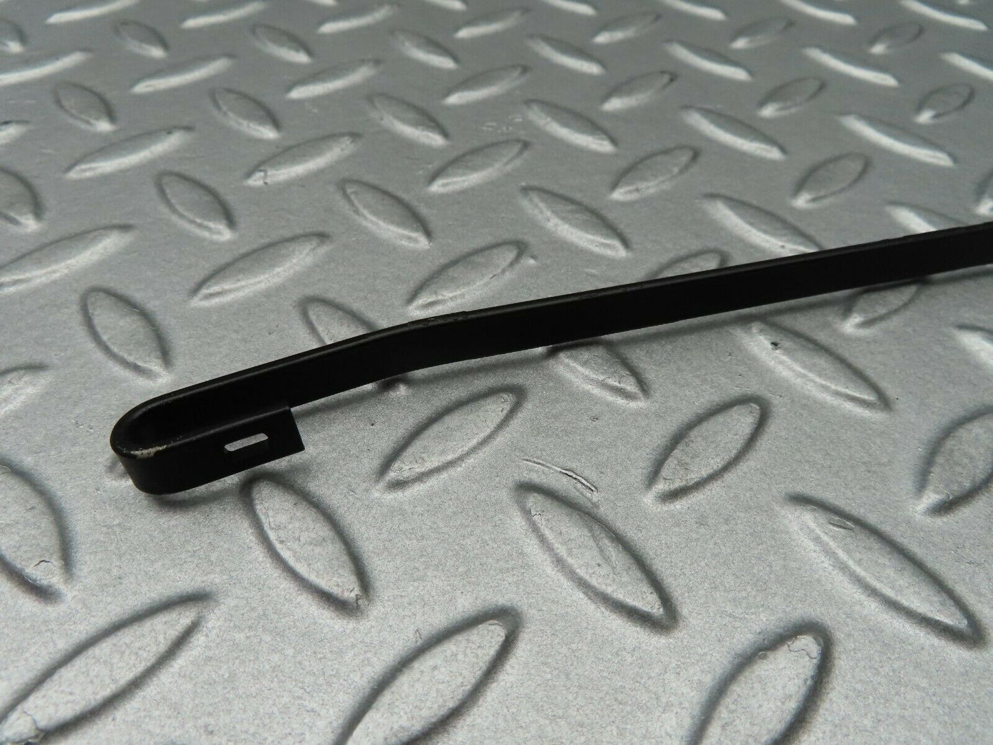 5167 Mercedes-Benz R107 350SL Wiper Arm Right