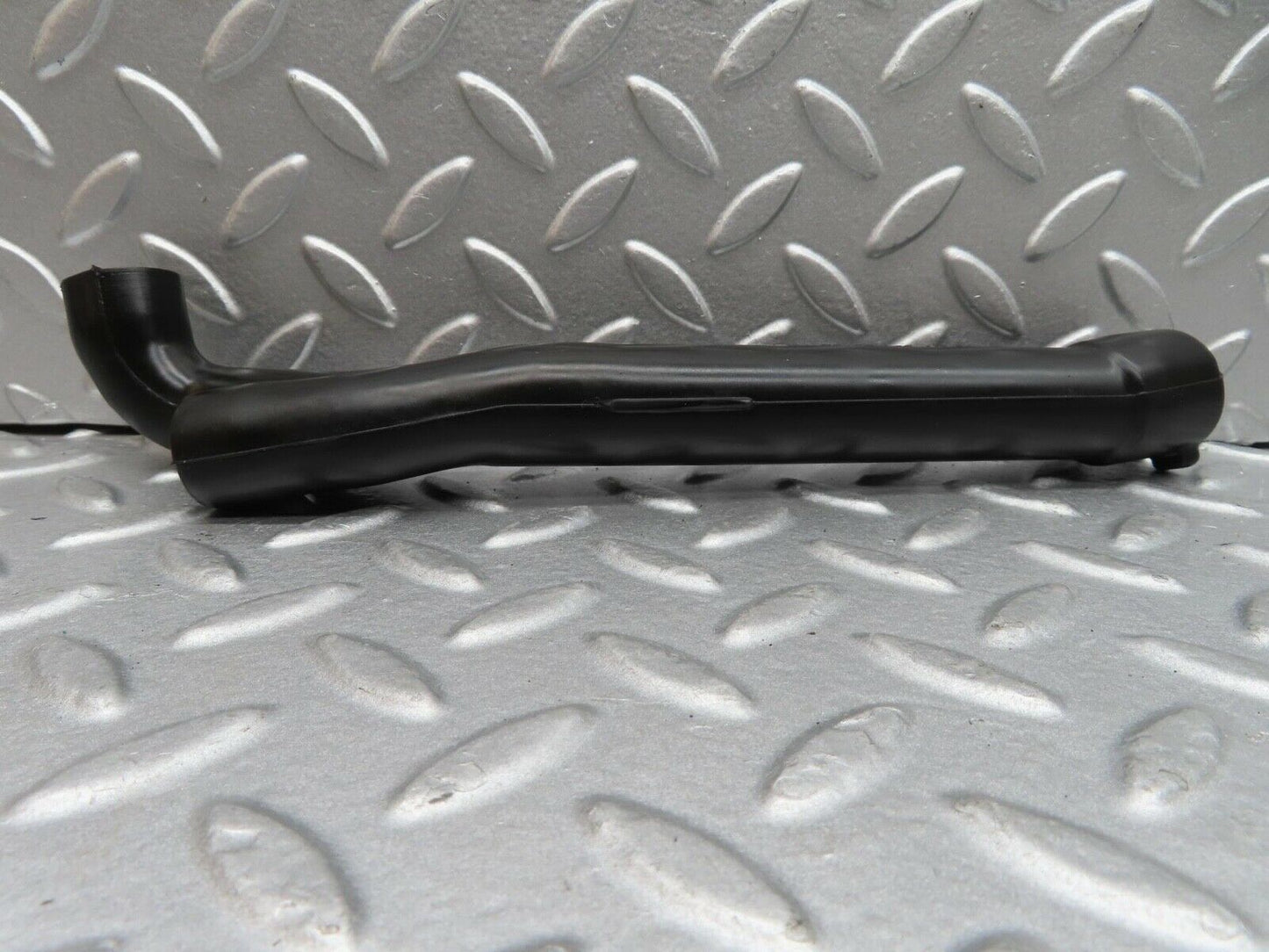 14419 Mercedes-Benz W116 350SE Air Intake Breather Hose 1160940682