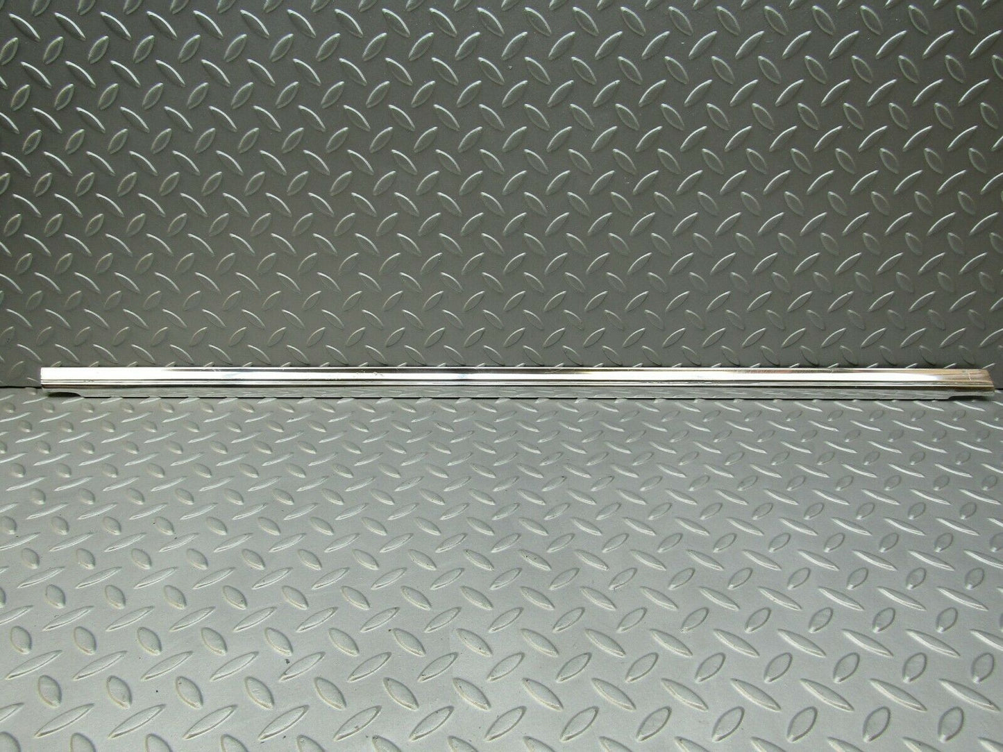 3314 Mercedes-Benz W108 280SE Rear Left Door Chrome Moulding Trim