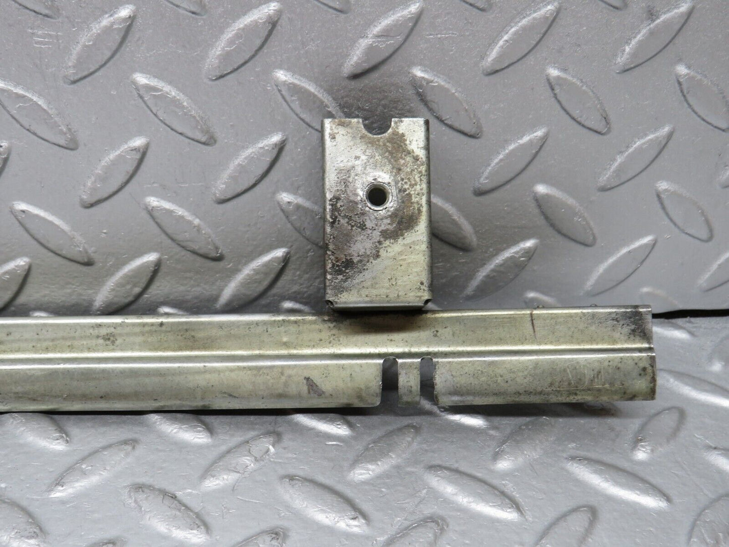 35861 Mercedes-Benz W108 Front Right Door Window Channel
