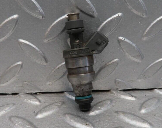 15068 Mercedes-Benz W140 S320 Fuel Injector Bosch 0280155209