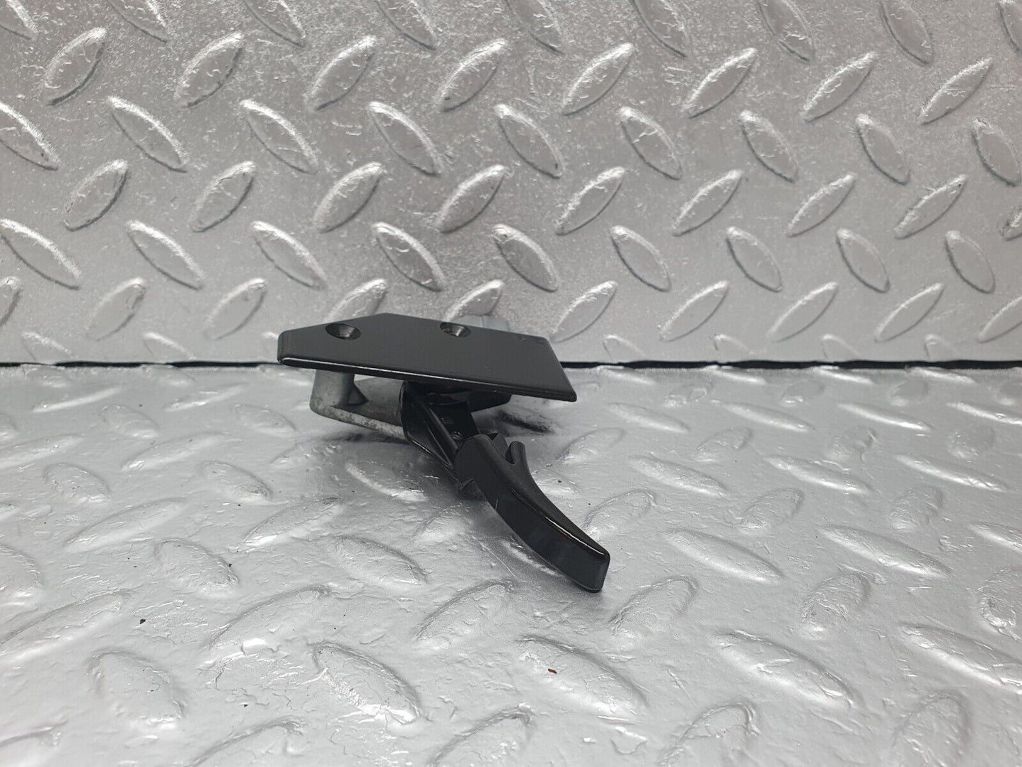 43533 Mercedes-Benz C126 380SEC Coupe Hood Opener Bonnet Opener