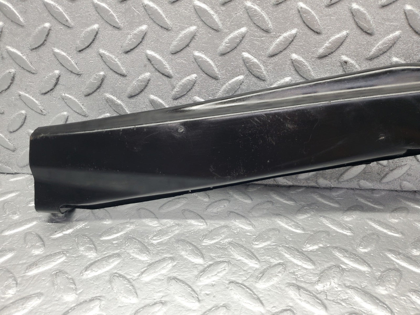 W201 Baby Benz rear left cable channel used OEM