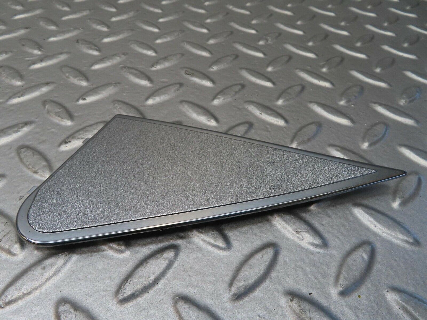 15439 Mercedes-Benz W123 230E Mirror Triangle Cover Left Side 1237250311