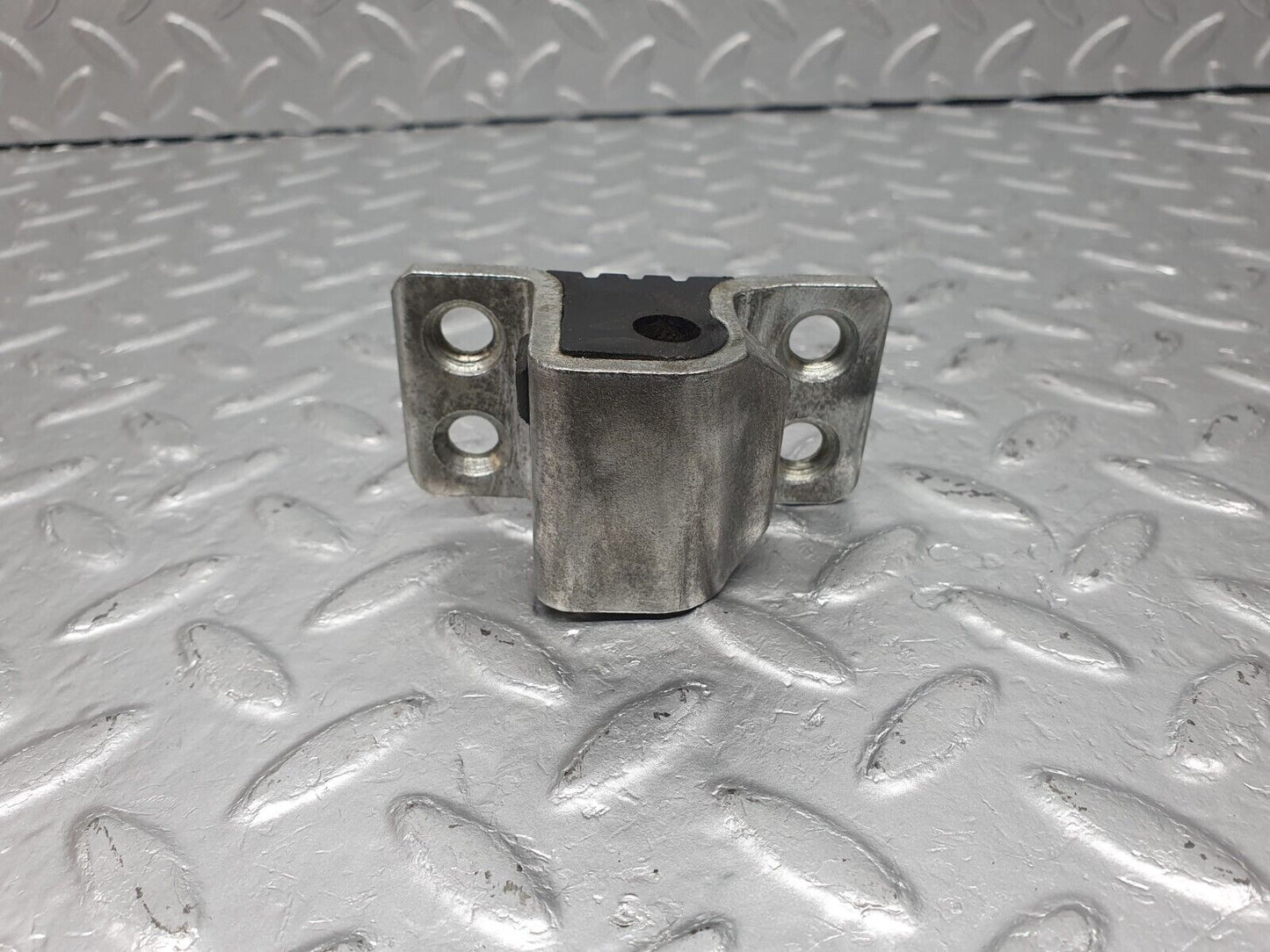 40915 Mercedes-Benz W126 300SE Door Lock Latch Left Side