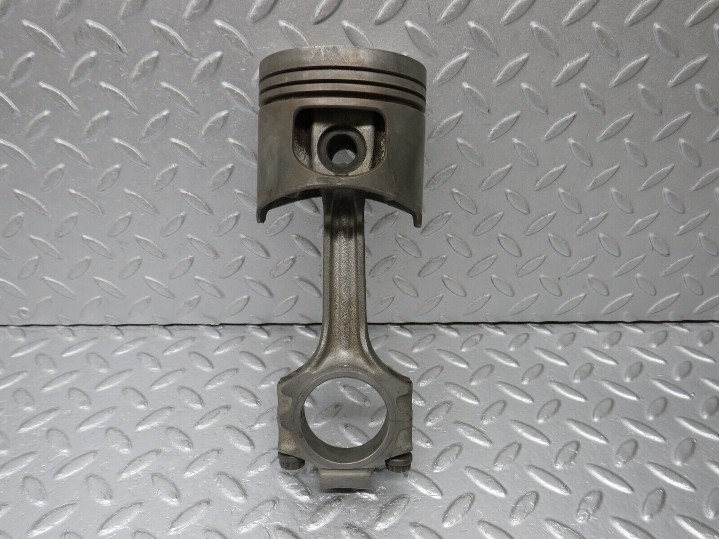 39307 Mercedes-Benz R107 500SL Piston With Connecting Rod 96,51mm