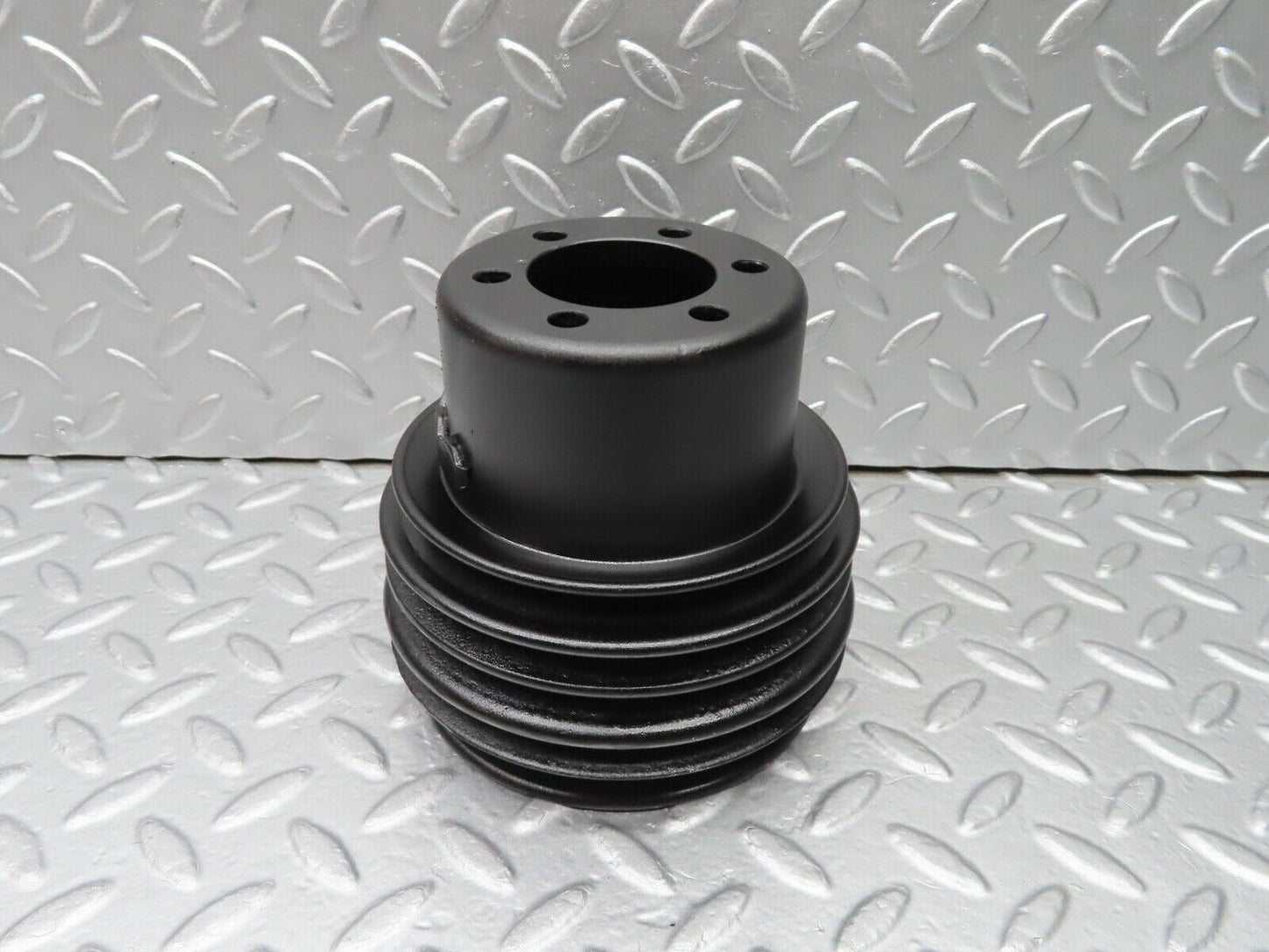 20628 Mercedes-Benz R107 450SL Crankshaft Pulley