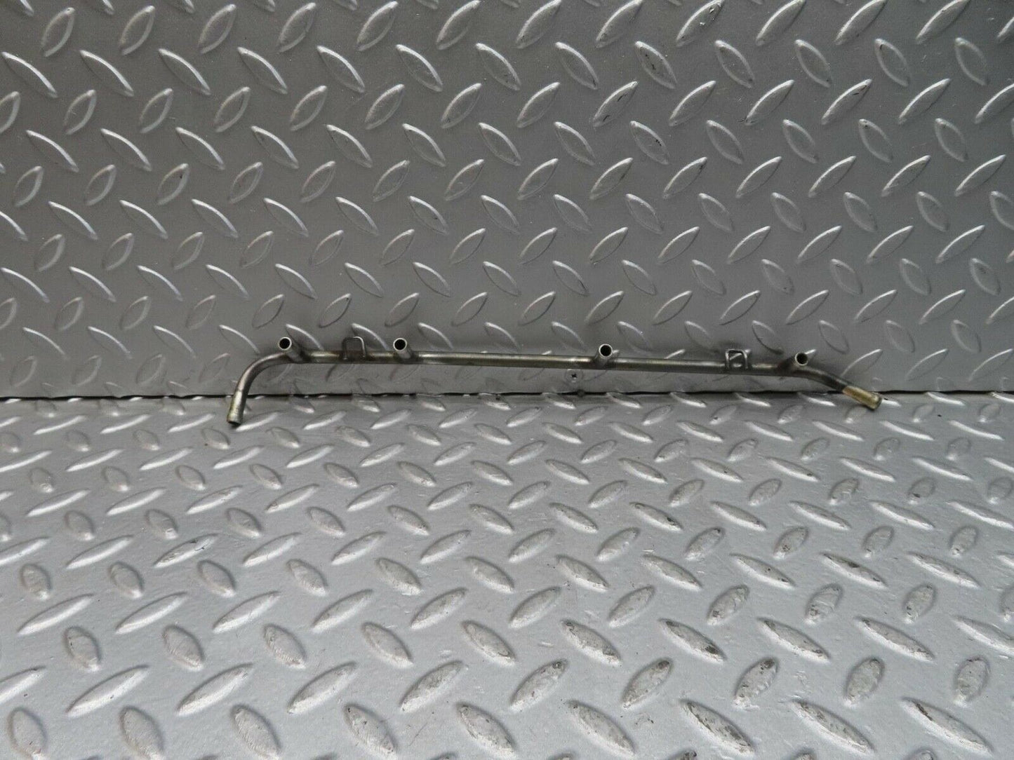 12359 Mercedes-Benz W108 Injector Fuel Pipe Right Side