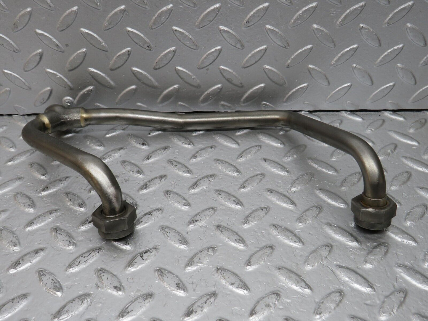 32833 Mercedes-Benz C107 R107 350 V8 Air Intake Manifold Hose