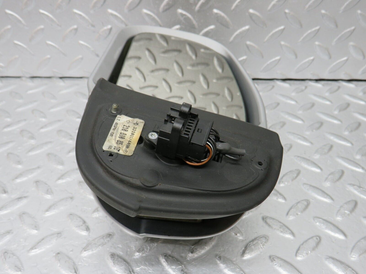 34830 Mercedes-Benz W210 320E Electric Wing Mirror Left Side 2108108516