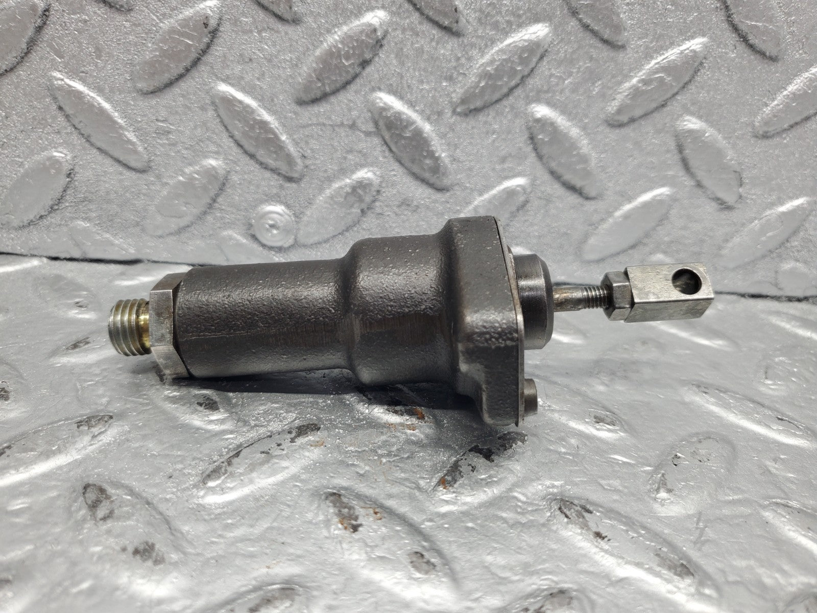 W112 idle regulator cylinder used OEM