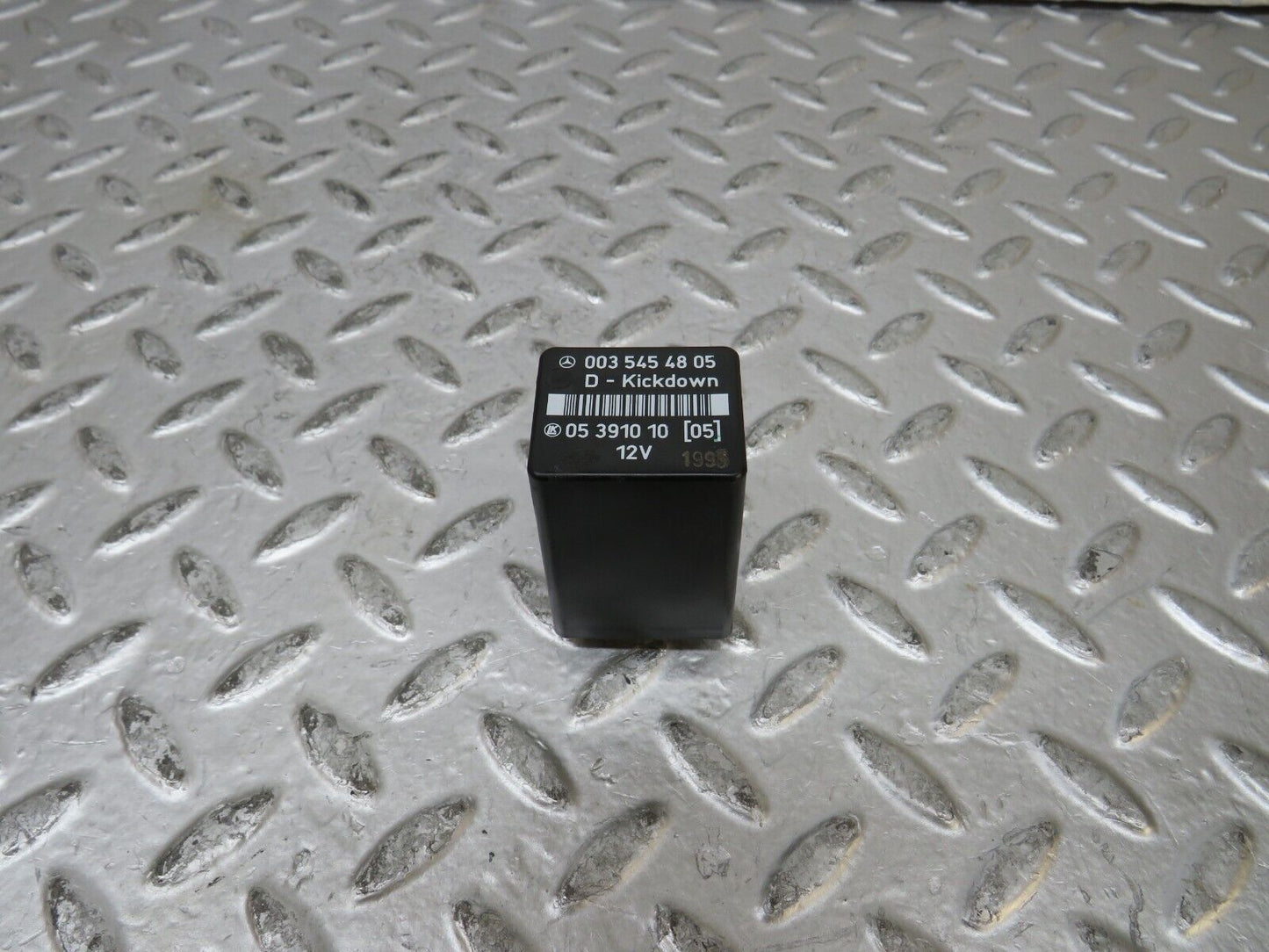 27547 Mercedes-Benz S124 300TE Wagon Kickdown Control Unit Relay 0035454805