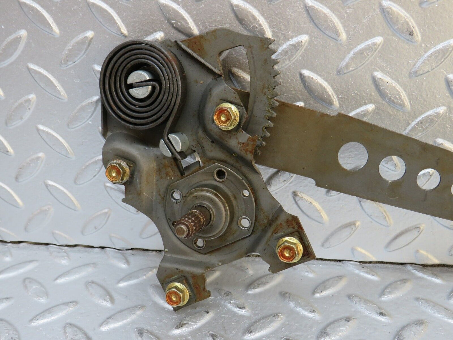 0444 Mercedes-Benz W123 230E Rear Left Window Manual Regulator