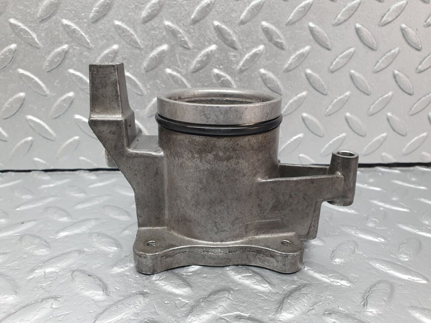 42060 Mercedes-Benz W202 C200 Throttle Body Bracket 1111410344