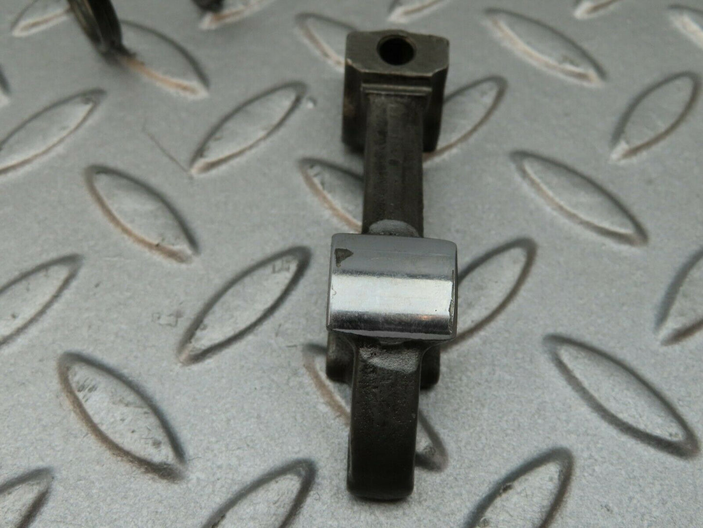 3533 Mercedes-Benz W108 280SE Valve Rocker Arm With Retaining Spring