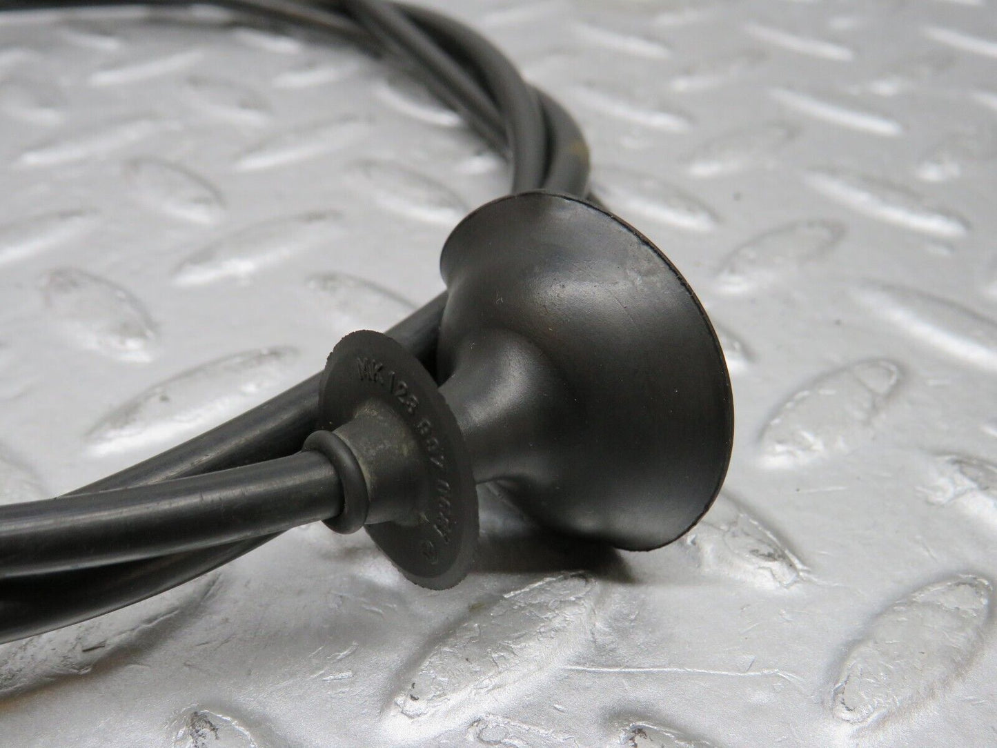 36710 Mercedes-Benz W201 190E Bonnet Release Cable