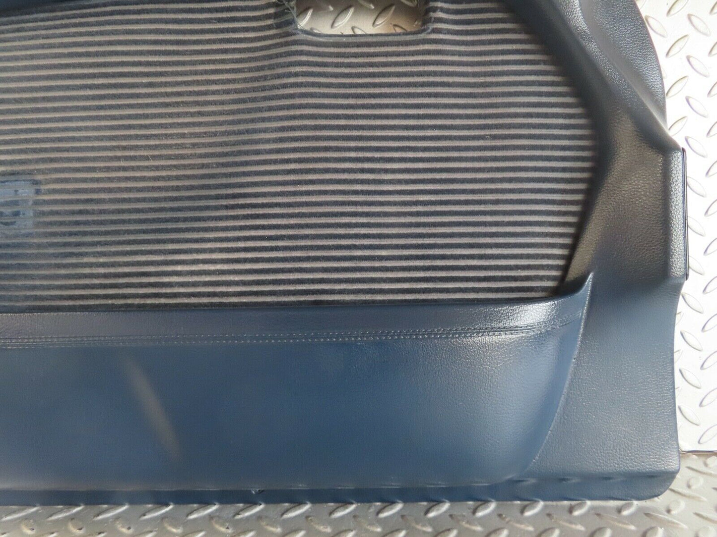17739 Mercedes-Benz W116 450SEL Front Left Door Card Blue