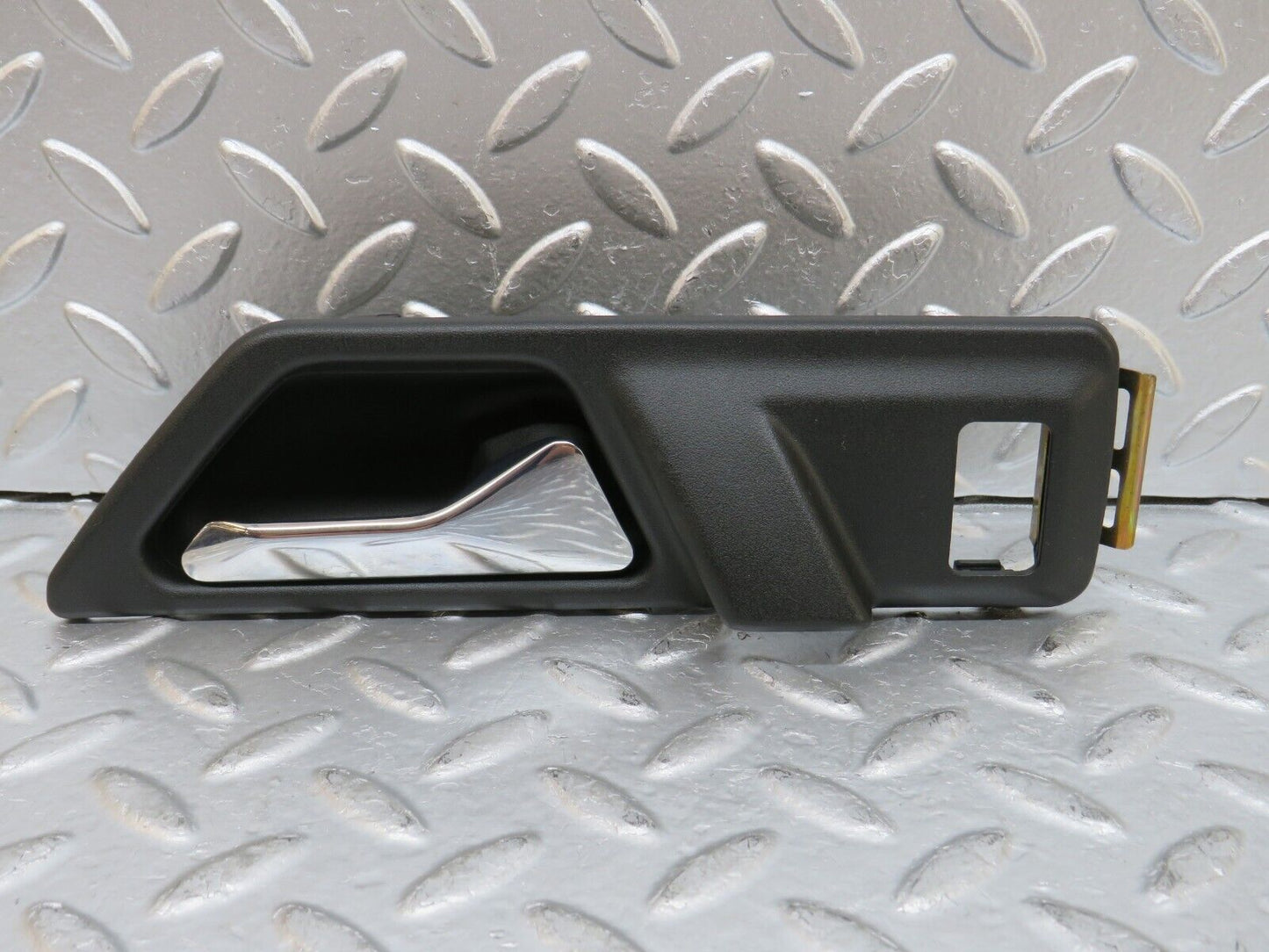 29349 Mercedes-Benz W124 230E Interior Door Handle Rear Right 1247600261