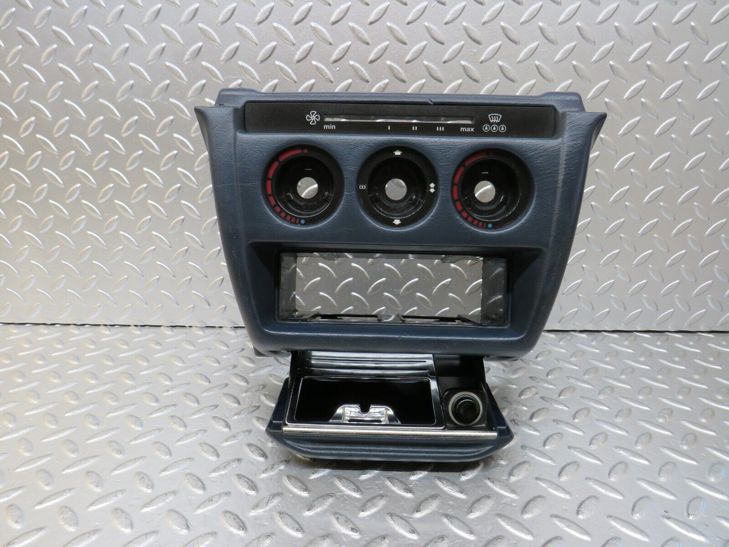 25241 Mercedes-Benz W201 190D Centre Console Heater Control Panel 2016830275