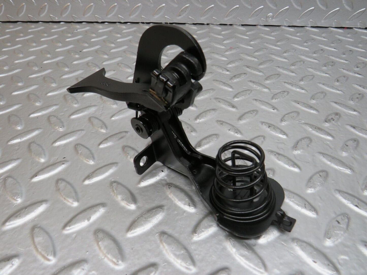 24770 Mercedes-Benz W140 S320 Bonnet Safety Latch