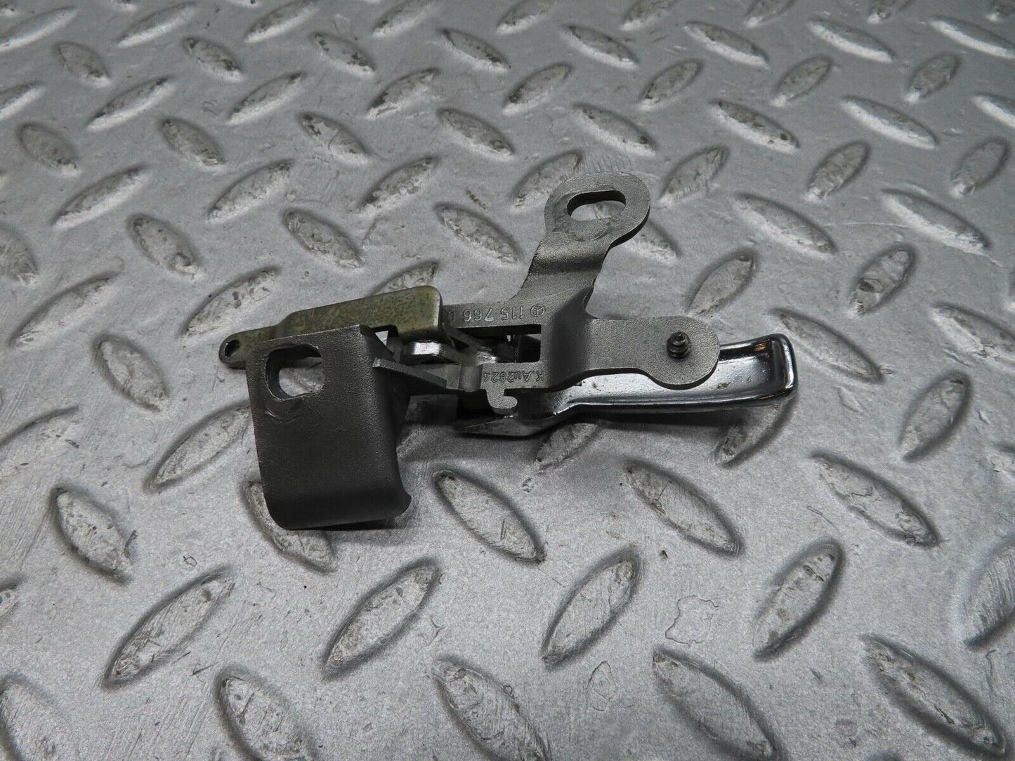 12263 Mercedes-Benz W108 280SE 3.5 Chrome Door Handle Left 1157660119