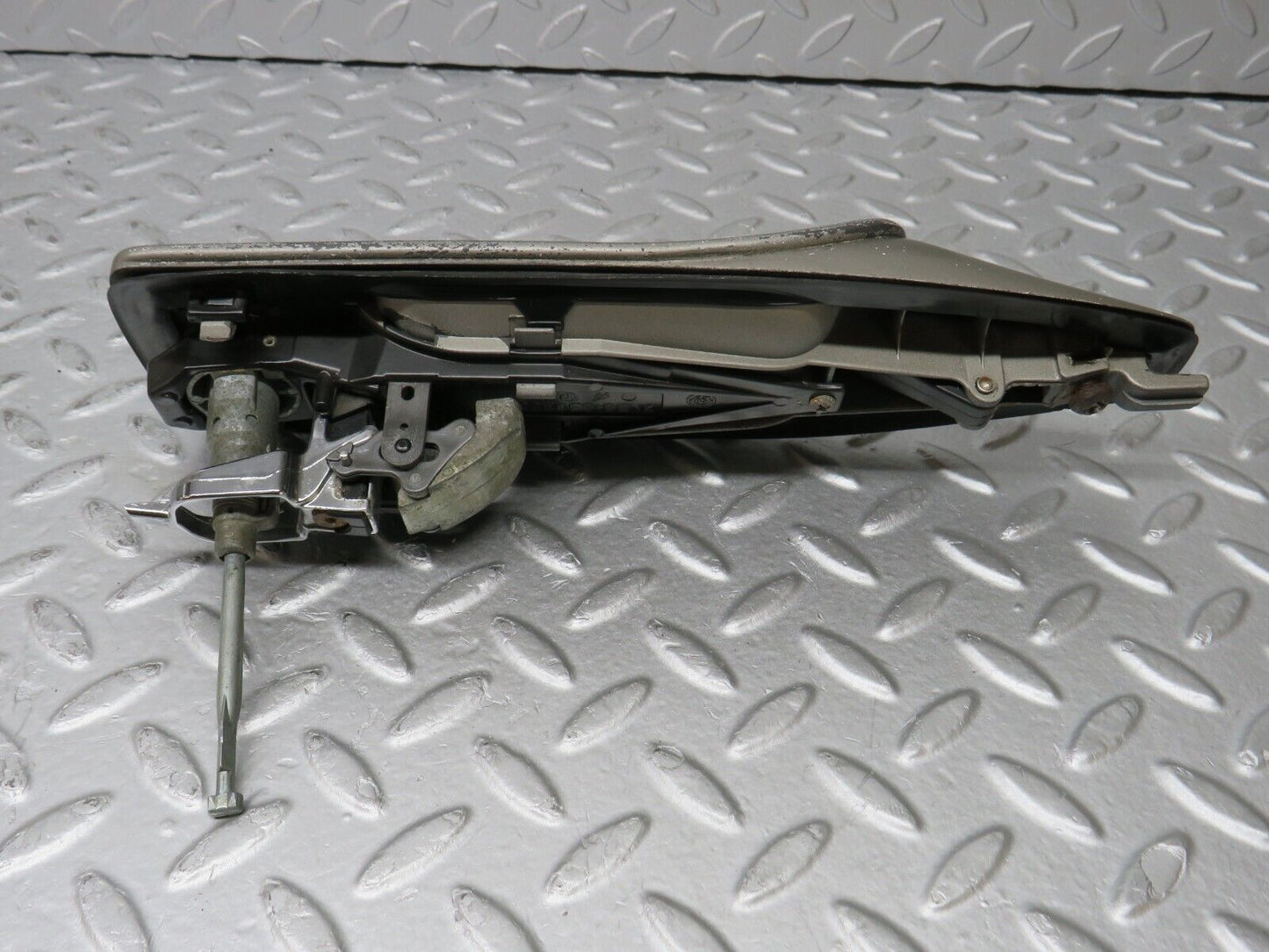 36873 Mercedes-Benz C126 420SEC Coupe Left Door Exterior Handle No Key