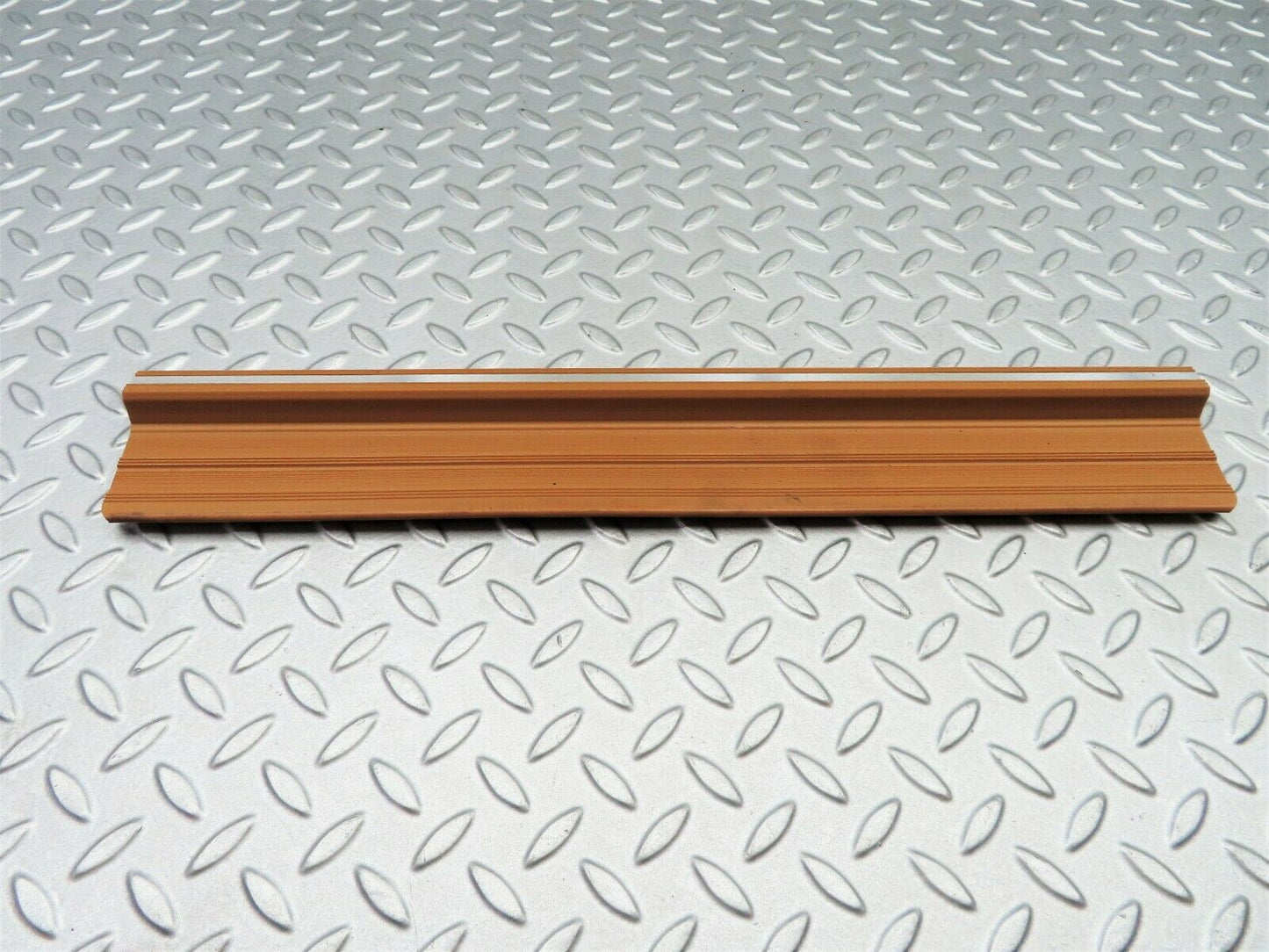 5663 Mercedes-Benz W123 200 Rear Left Door Sill