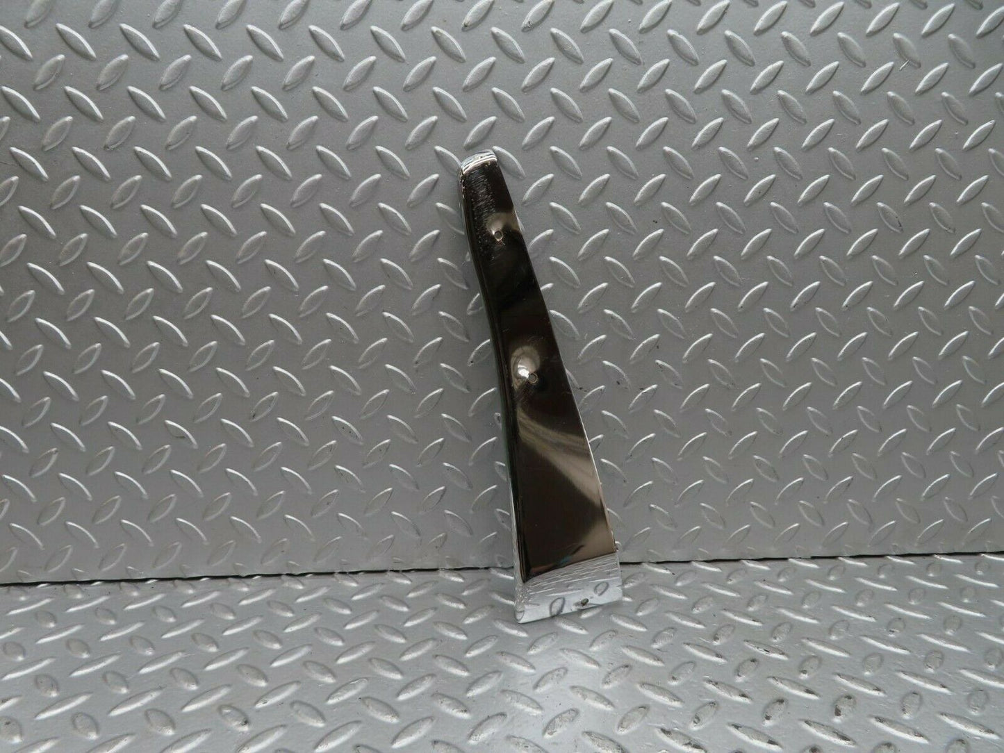 15616 Mercedes-Benz R107 450SL Left Door Chrome Cover