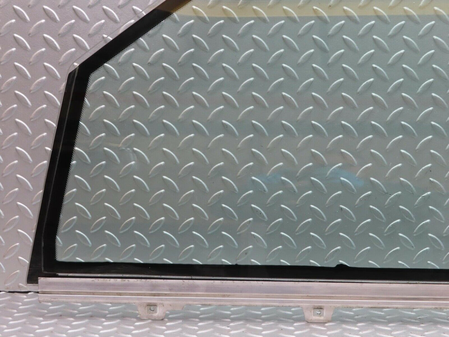 15165 Mercedes-Benz W140 S320 Front Left Door Double Window Glass