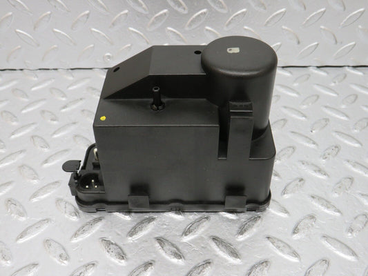 32371 Mercedes-Benz S124 300TE Central Locking Pump 0008000648 0132006302