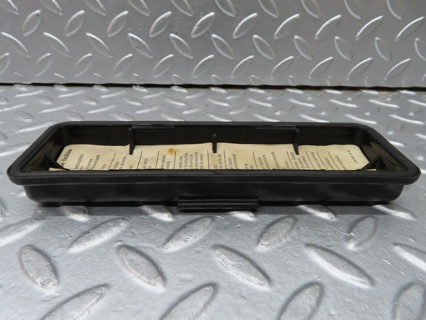 20851 Mercedes-Benz W114 250CE Coupe Fuse Box Lid 1145450000