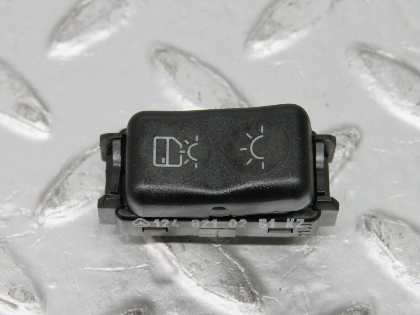 31378 Mercedes-Benz S124 220TE Wagon Interior Light Switch 1248210251