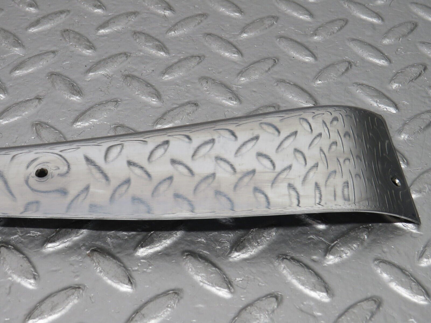 0737 Mercedes-Benz C107 350SLC Coupe Door Chrome Cover Right Side