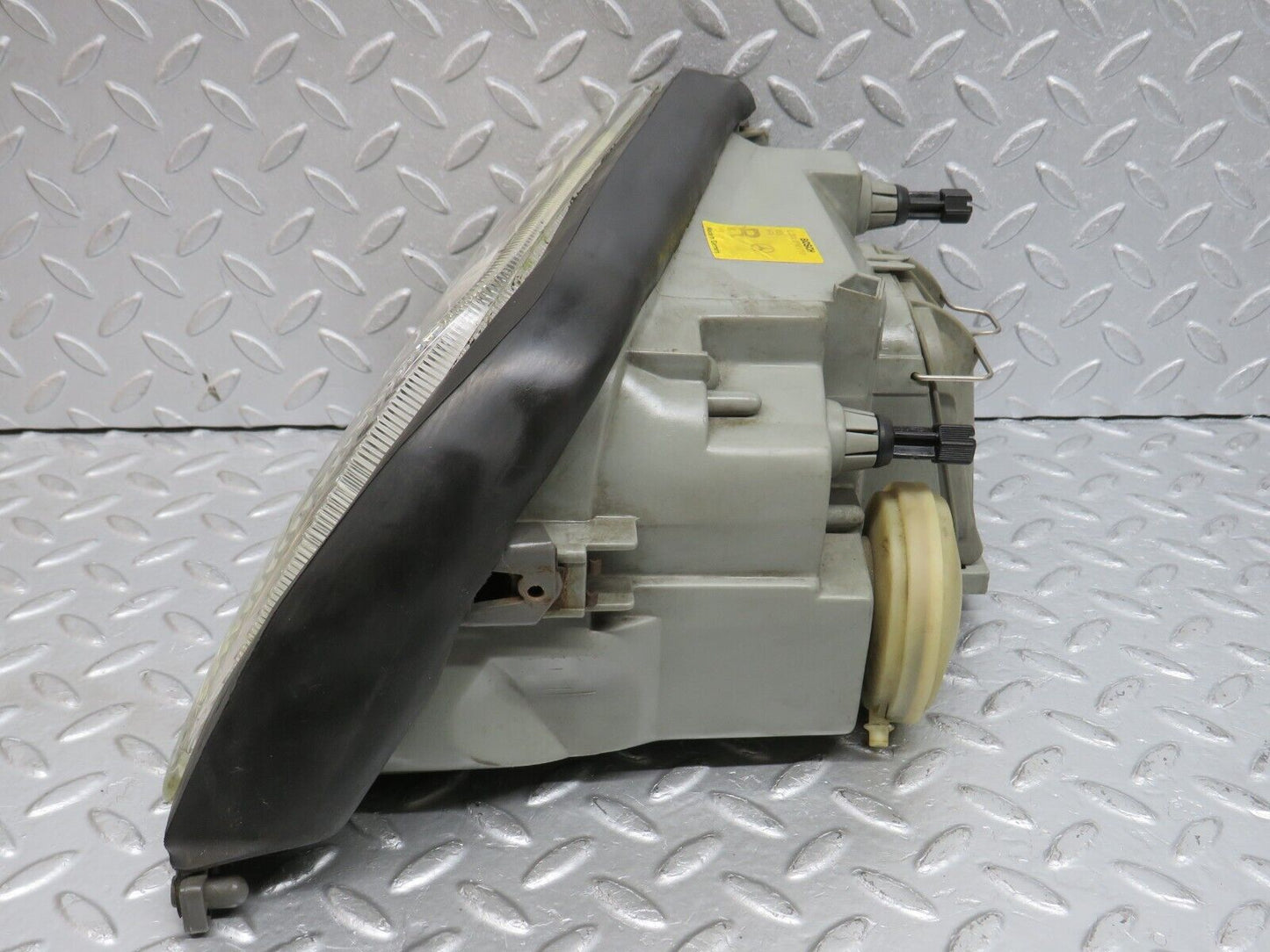 39629 Mercedes-Benz R129 320SL Headlight Bosch Right 0301090702 1298203861