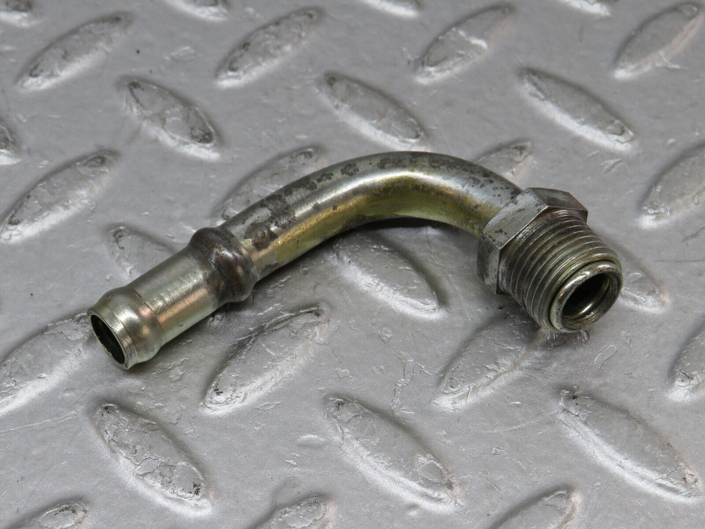 36306 Mercedes-Benz W126 420SE Power Steering Hose Pipe