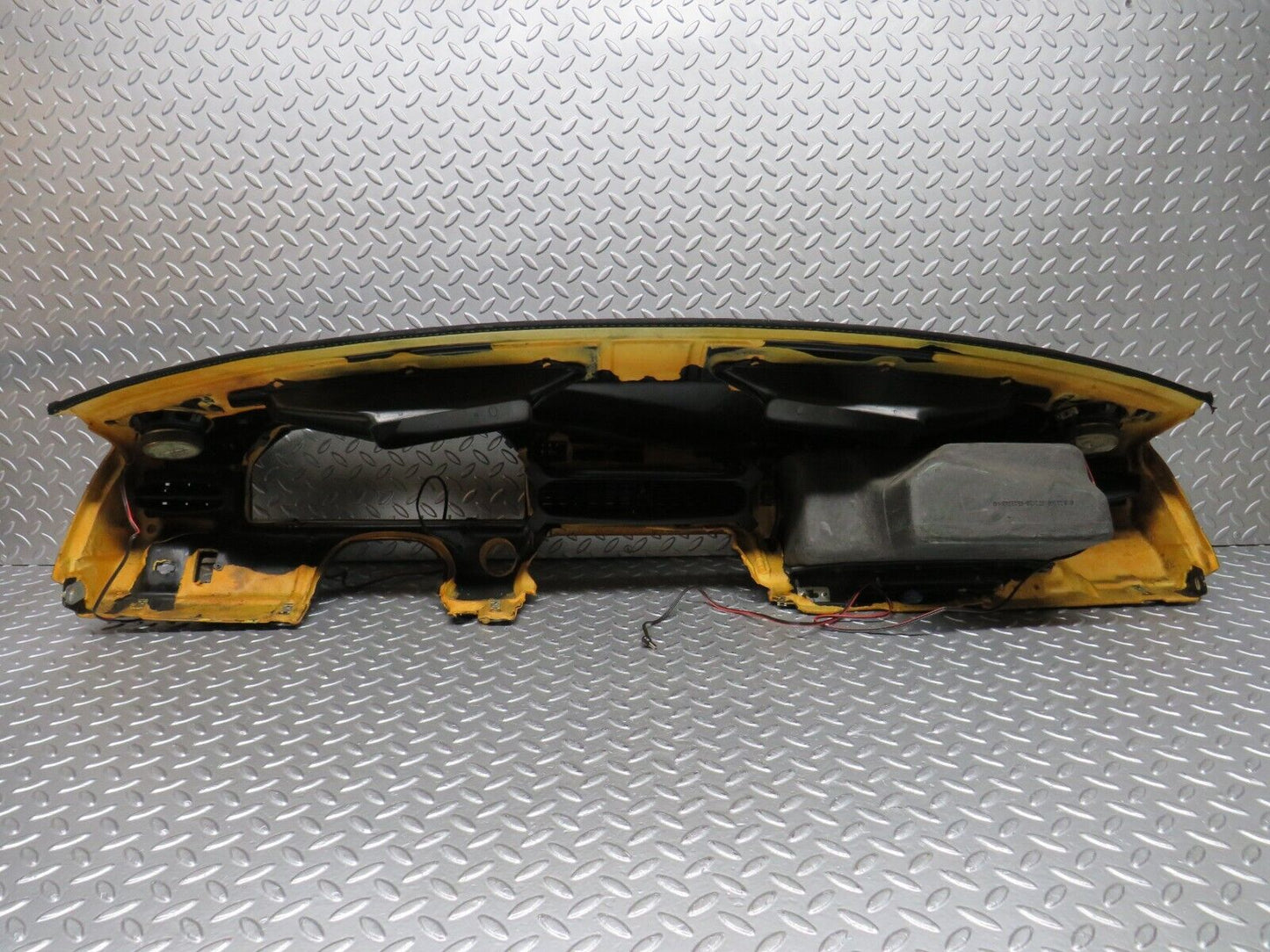 31553 Mercedes-Benz W201 190LE Dashboard Black