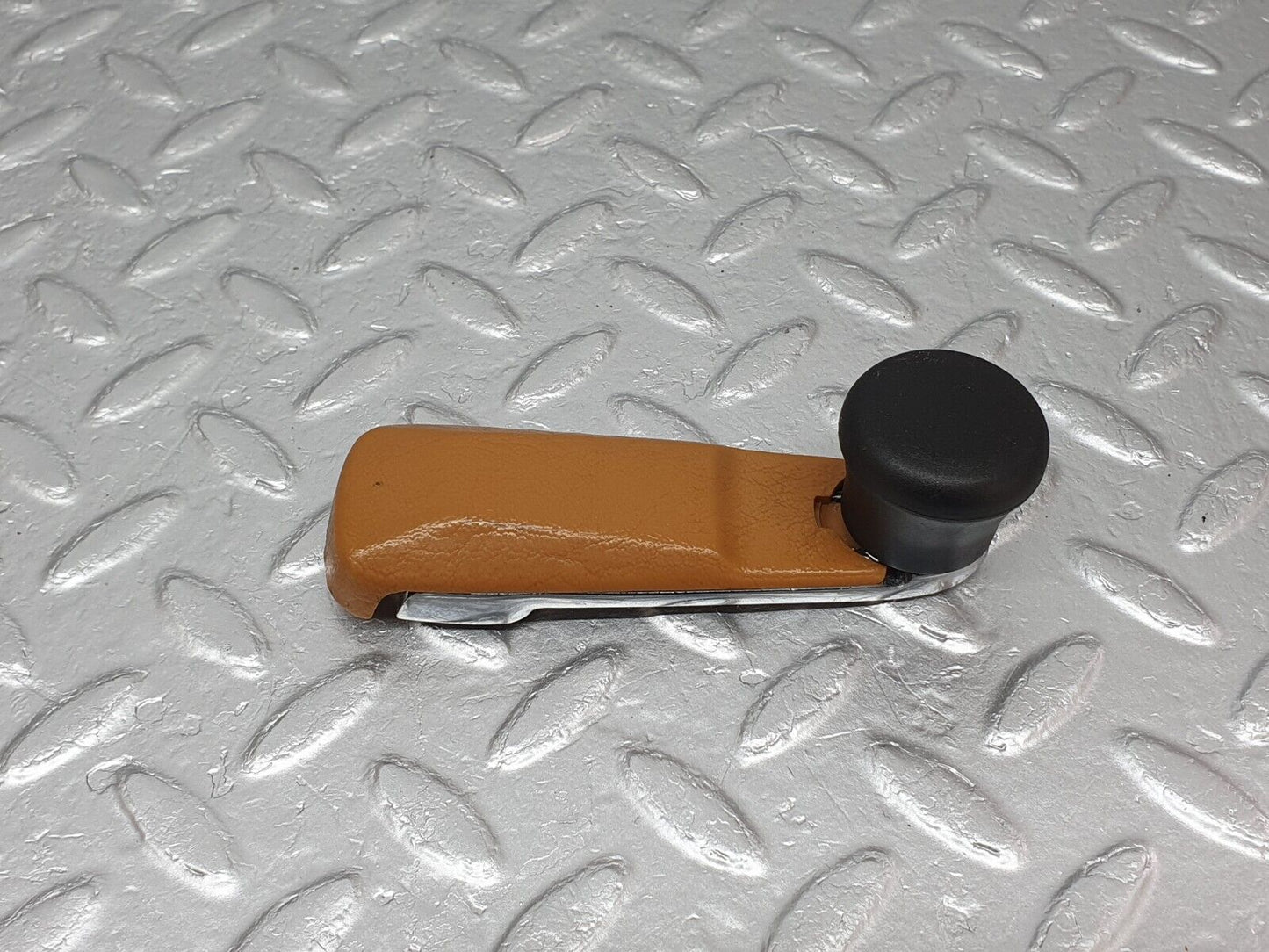 41495 Mercedes-Benz W124 200E Window Lifter Crank Handle