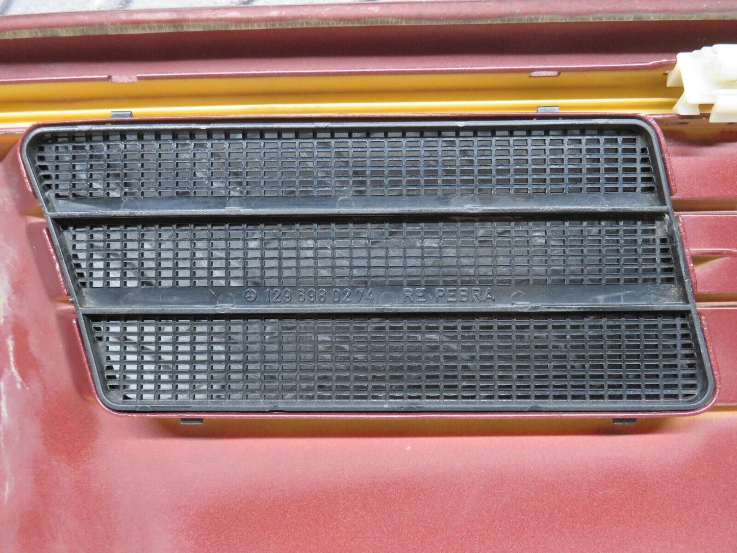 38314 Mercedes-Benz R129 280SL Coupe Front Right Fender Wing Panel 1296900240 1296980274