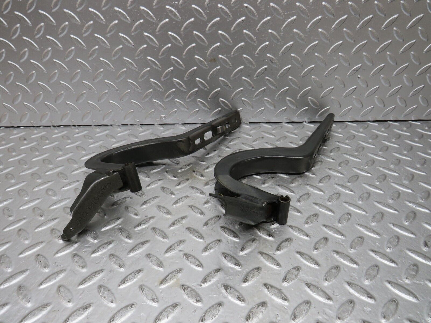 27390 Mercedes-Benz W123 280E Trunk Lid Hinge Pair 1237500187 1237500287