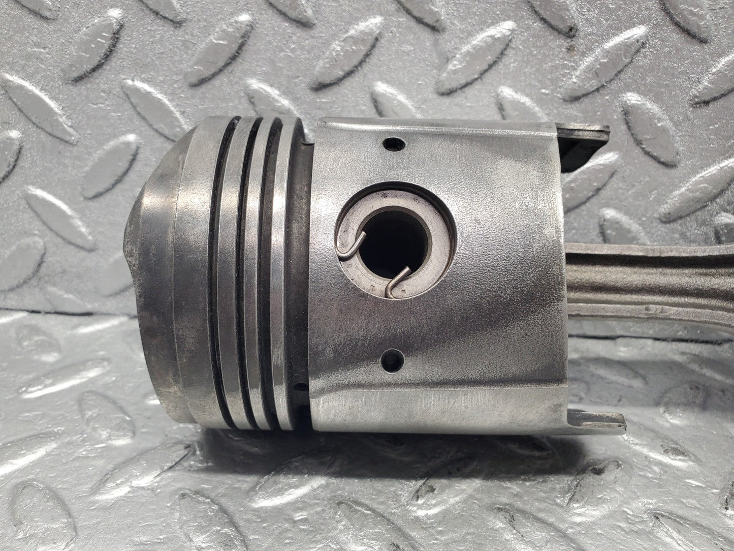 W112 piston and connecting rod used OEM