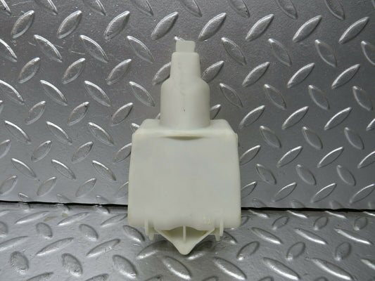 24266 Mercedes-Benz S124 220TE Rear Door Lock Vacuum Actuator Cover 1248050590