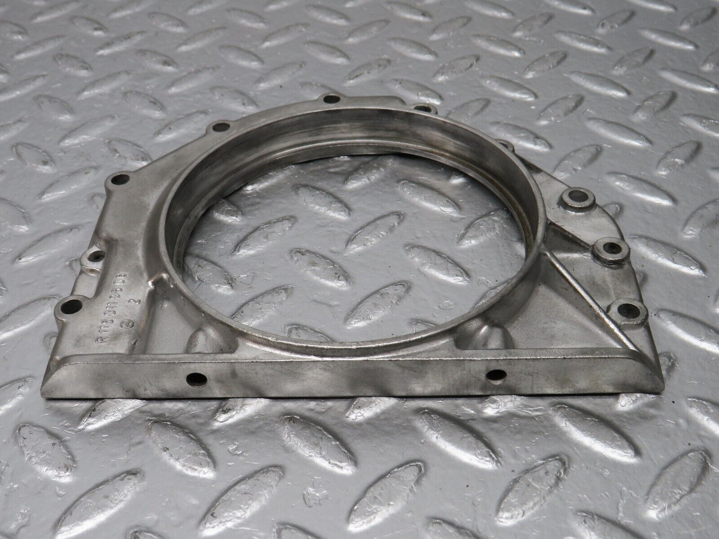 33062 Mercedes-Benz C107 R107 350 V8 Crankshaft Rear Sealing Cover 1160110608